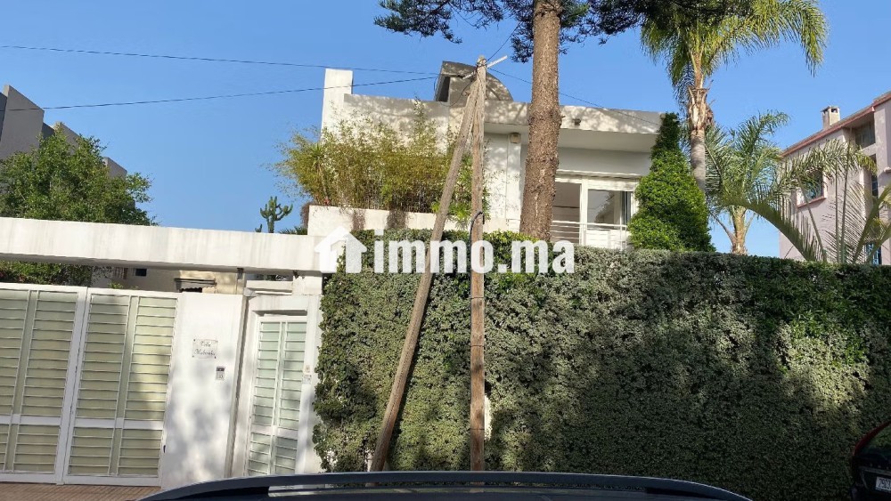 Somptueuse maison à vendre à Californie. Surface totale 417 m². Jardin et terrasse - Vente Immobilier - Casablanca - photo 1