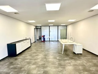 Bureau à la vente en face du CFC - Bureau à vendre - Casablanca