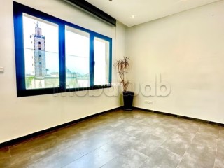 Bureau à la vente en face du CFC - Bureau à vendre - Casablanca
