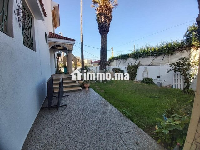 Villa à louer vide ou meublée à Harhoura - Location Immobilier - Temara - photo 1