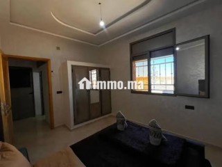 Location saisonnière à Arfoud. 8 chambres agréables. Vue sur mer et porte blindée - Appartement à vendre - Arfoud