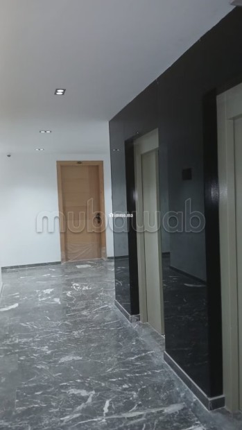 Bureaux en location à Guéliz. Surface de 65 m². Résidence sécurisée - Location Immobilier - Marrakech - photo 4