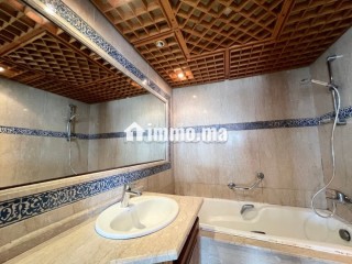 Appt de 191m2 vide à louer Quartier Racine - Appartement à louer - Casablanca