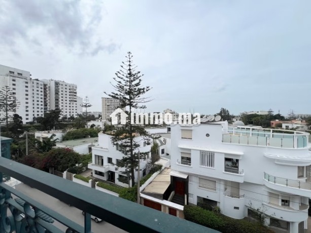 appt-de-191m2-vide-a-louer-quartier-racine-big-9