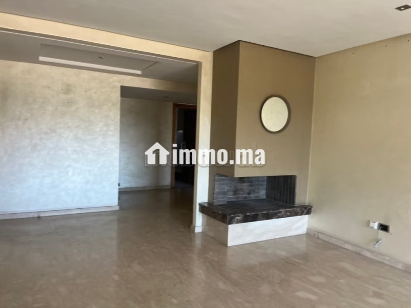 Appartement à louer à 5 minutes à pieds du marché du CIL Hay Salam. 2 chambres agréables. Cheminée et concierge - Location Immobilier - Casablanca - photo 6