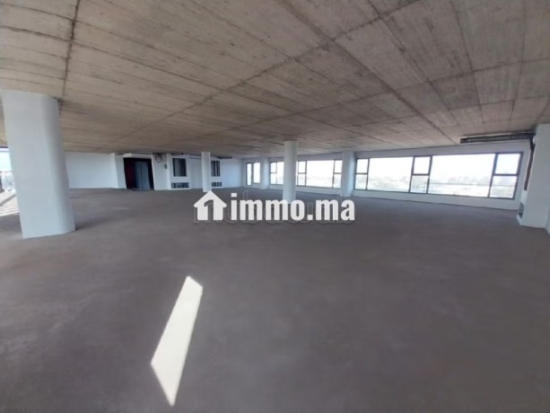bureau-1690-m2-neuf-en-location-route-del-jadida-big-1