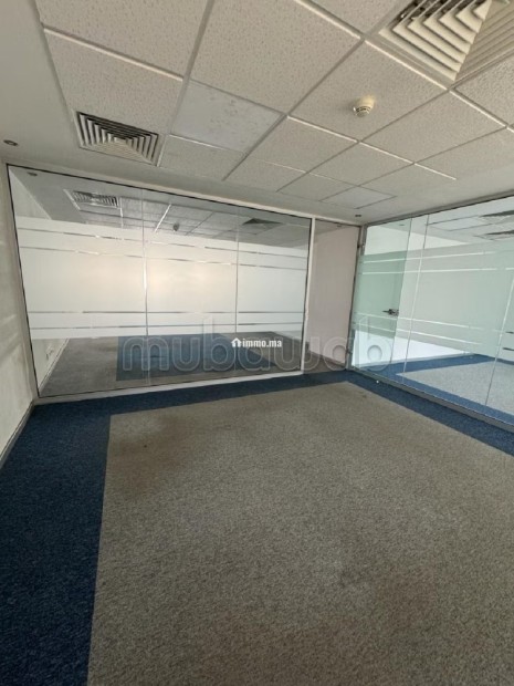 Bureau Prime 300 M² En Location Sur Abdelmoumen - Location Immobilier - Casablanca - photo 2