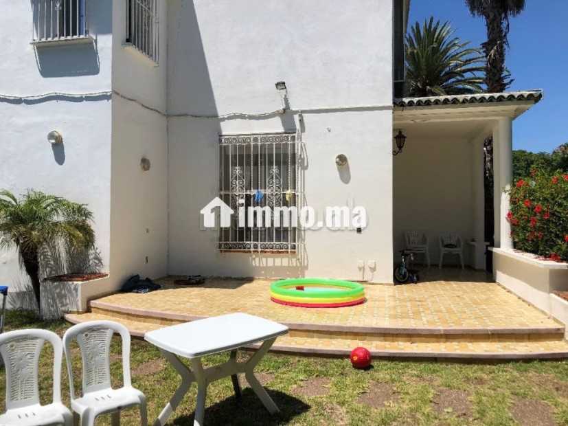 Villa avec beau Jardin en location au quartier Hassan Rabat - Location Immobilier - Rabat - photo 1