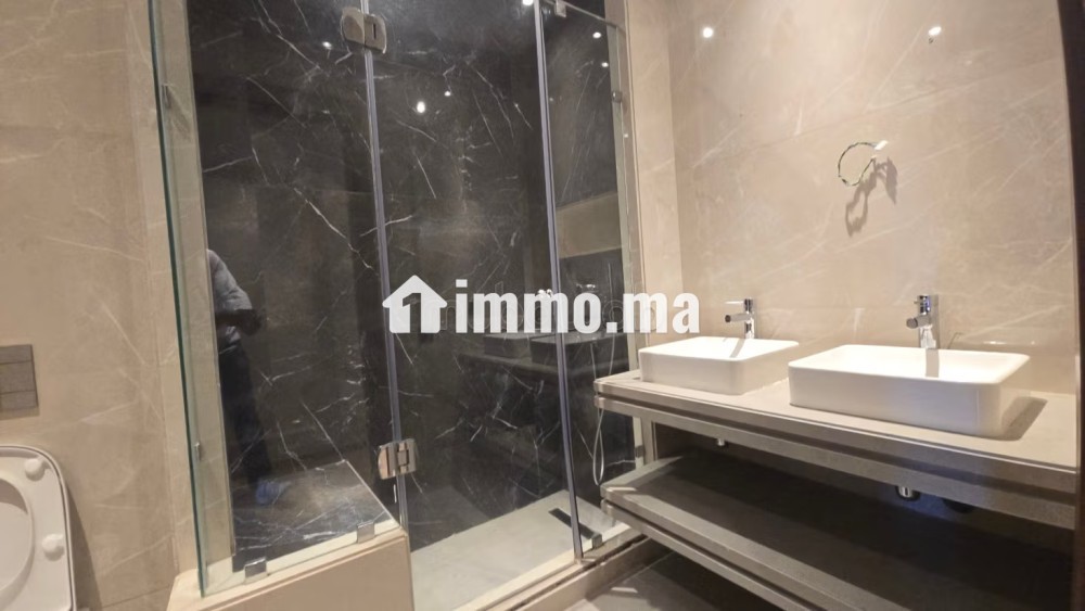 Magnifique appartement vue mer 1ere ligne - Location Immobilier - Dar Bouazza - photo 8