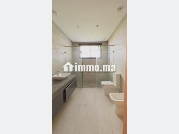 villa-neuve-standing-en-location-a-souissi-big-12