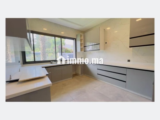 villa-neuve-standing-en-location-a-souissi-big-8