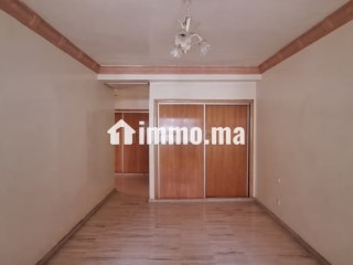 Apt 232 m² 1er étage proche Théophile Gauthier - Appartement à vendre - Casablanca