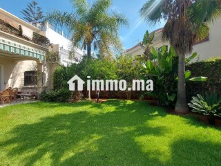 Villa 550 m² angle plein sud Mandarouna 4 chambres - Villa à vendre - Casablanca