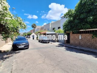 Villa 245 m² à raser Hay El Hana jumelée - Villa à vendre - Casablanca