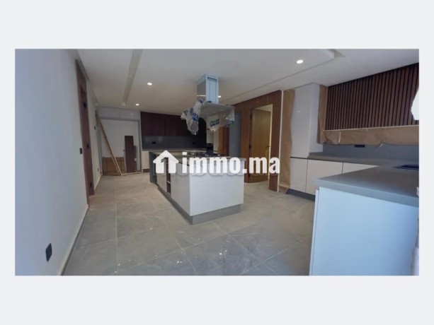 villa-neuve-standing-a-louer-a-souissi-big-11