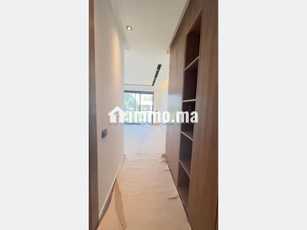 villa-neuve-standing-a-louer-a-souissi-big-16