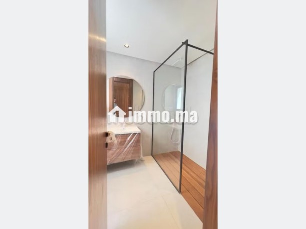 villa-neuve-standing-a-louer-a-souissi-big-19