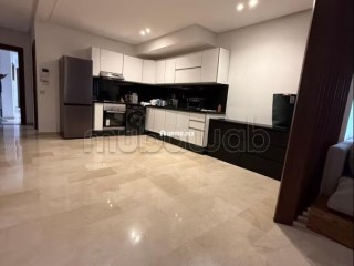 Louez cet appartement à RESIDNECE VIDAL. UNE BELLE chambre. Ascenseur et garage - Appartement à louer - Rabat