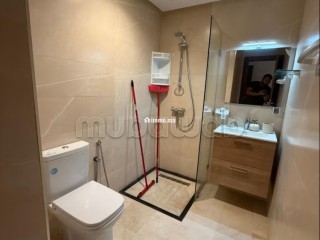 Louez cet appartement à RESIDNECE VIDAL. UNE BELLE chambre. Ascenseur et garage - Appartement à louer - Rabat