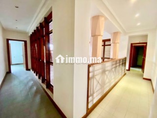 Villa professionnelle 500m sidi maarouf zenith - Villa à louer - Casablanca
