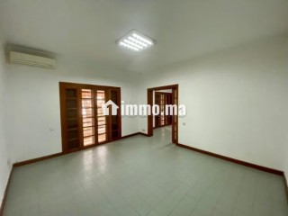 Villa professionnelle 500m sidi maarouf zenith - Villa à louer - Casablanca