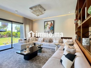 Villa de haut standing à vendre à Ville Verte. 7 pièces confortables. Fenêtres avec double vitrage et porte blindée - Villa à vendre - Bouskoura