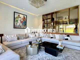 Villa de haut standing à vendre à Ville Verte. 7 pièces confortables. Fenêtres avec double vitrage et porte blindée - Villa à vendre - Bouskoura