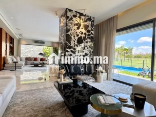 Villa de haut standing à vendre à Ville Verte. 7 pièces confortables. Fenêtres avec double vitrage et porte blindée - Villa à vendre - Bouskoura
