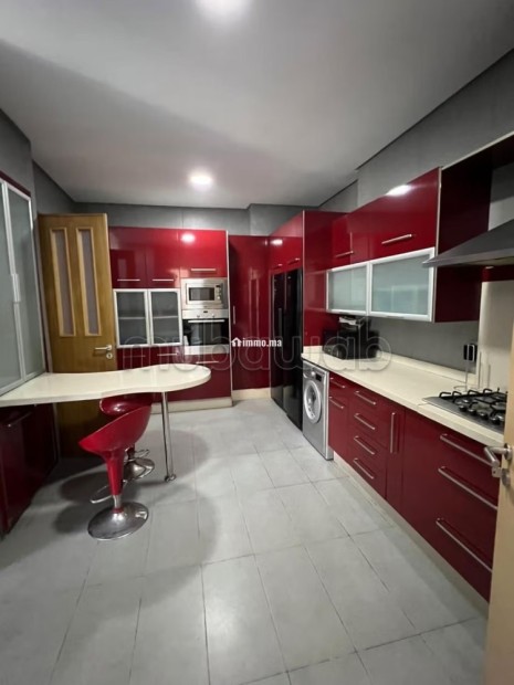 Maison de luxe à vendre à Ville Verte. 4 chambres agréables. Double vitrage et chauffage central - Vente Immobilier - Bouskoura - photo 6