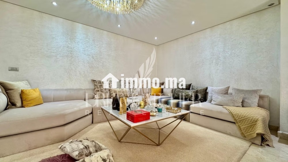 Vend appartement à Ville Verte. Surface de 240 m². Antenne parabolique et Porte blindée - Vente Immobilier - Bouskoura - photo 2