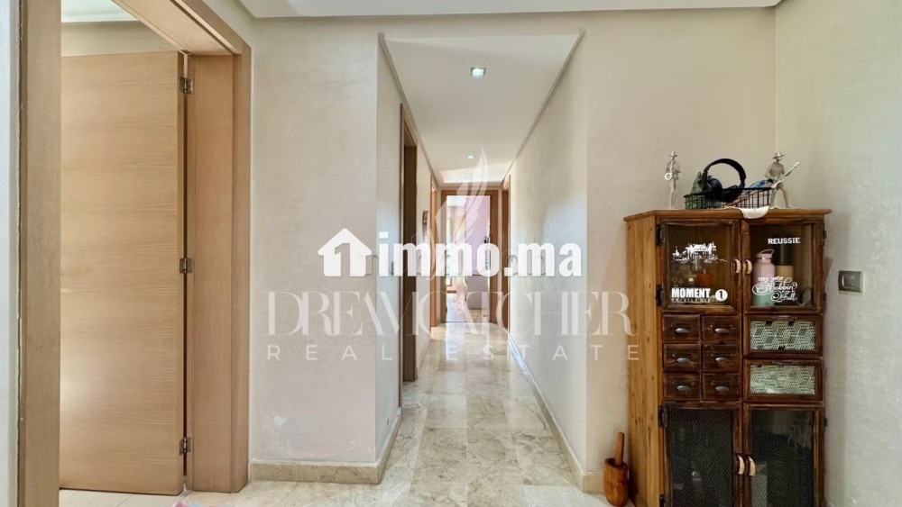 Vend appartement à Ville Verte. Surface de 240 m². Antenne parabolique et Porte blindée - Vente Immobilier - Bouskoura - photo 3