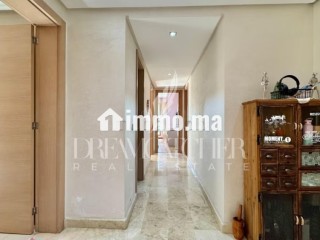 Vend appartement à Ville Verte. Surface de 240 m². Antenne parabolique et Porte blindée - Appartement à vendre - Bouskoura