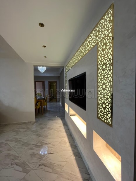 Vend appartement à Hay El Boughaz. Superficie 105 m². Bien meublé - Vente Immobilier - Tanger - photo 2