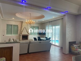 Belle villa avec piscine et jardin - Villa à vendre - Casablanca