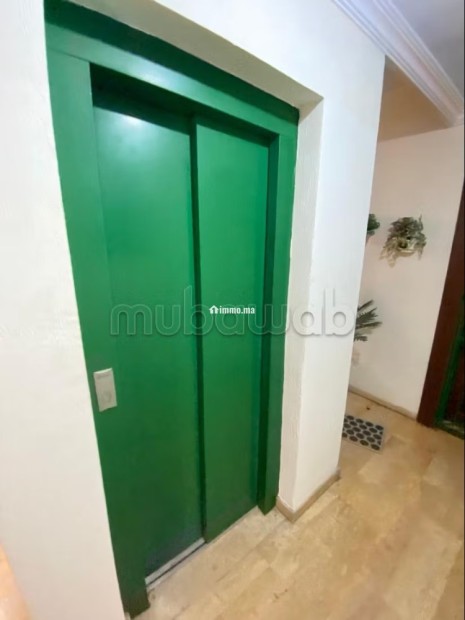 Louez cet appartement à Agdal. 2 grandes pièces. Résidence avec concierge, climatisation générale - Location Immobilier - Rabat - photo 7