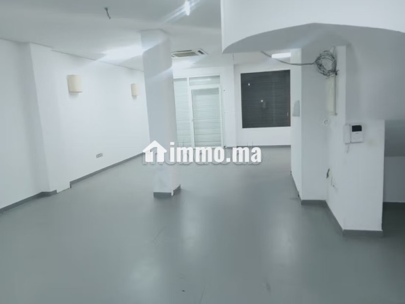 Bureau à louer 120m2 Hassan - Location Immobilier - Rabat - photo 1