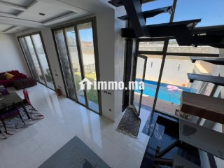 Une trés belle villa vide avec piscine à bouskoura - Villa à louer - Bouskoura