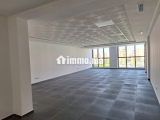 Bureaux à Vendre 83m² – Dar Tounsi, Tanger - Bureau à vendre - Tanger