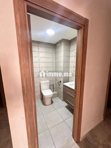 Appartement vide à louer au parc - Location Immobilier - Mohammedia - photo 6