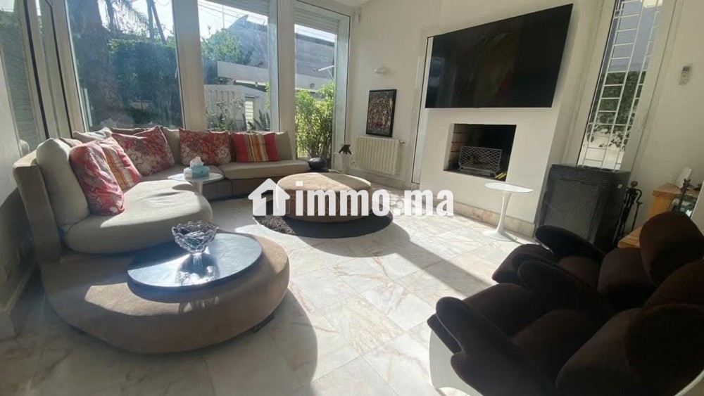 Villa de luxe à vendre à Californie. 3 chambres agréables. Terrasse et jardin - Vente Immobilier - Casablanca - photo 4