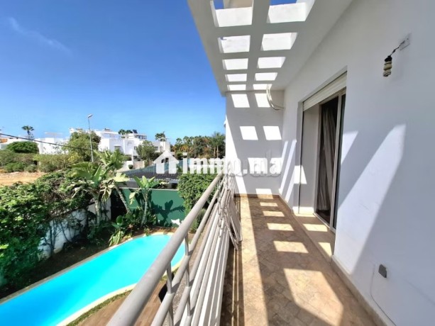superbe-villa-avec-piscine-a-ain-diab-extension-big-9