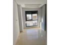 Location Appartement Neuf vide - miniature 2