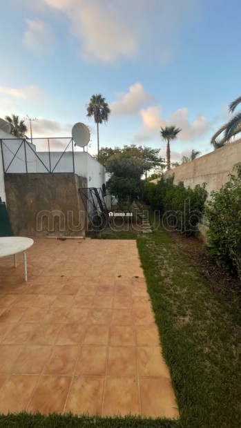 Somptueuse villa à vendre à Souissi. 4 chambres. Places de parking et beau jardin - Vente Immobilier - Rabat - photo 3
