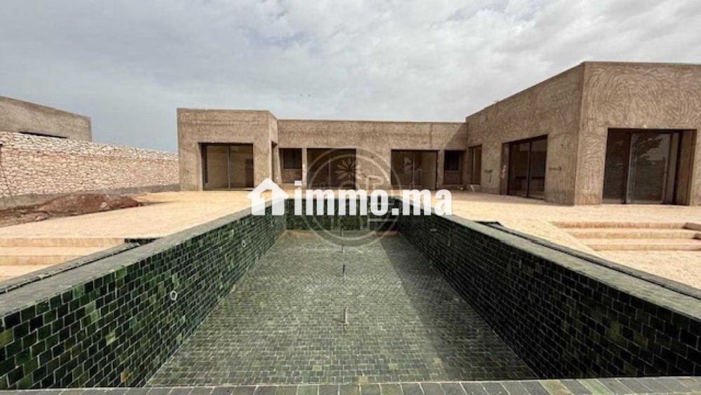 Villa neuve avec piscine, dans une zone urbaine - Vente Immobilier - Essaouira - photo 2