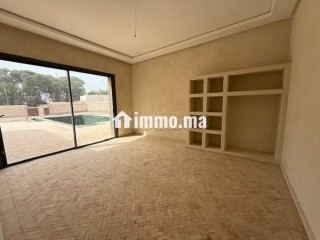 Villa neuve avec piscine, dans une zone urbaine - Villa à vendre - Essaouira