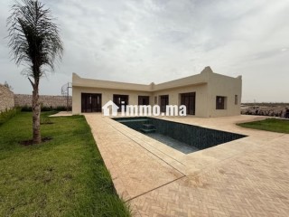 Belle villa avec piscine, en zone urbaine - Villa à vendre - Essaouira