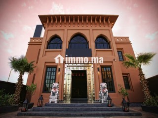 Local commercial à vendre à Agdal. Superficie 1285 m². Cuisine bien équipée - Local commercial à vendre - Marrakech