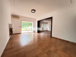 Location villa de luxe à CIL Hay Salam. 3 belles chambres. Cheminée, piscine - Villa à louer - Casablanca