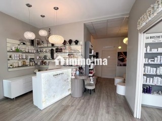 Centre de beauté équipée à racine - Appartement à vendre - Casablanca