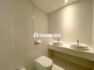 Très bel appartement vide racine - Appartement à louer - Casablanca